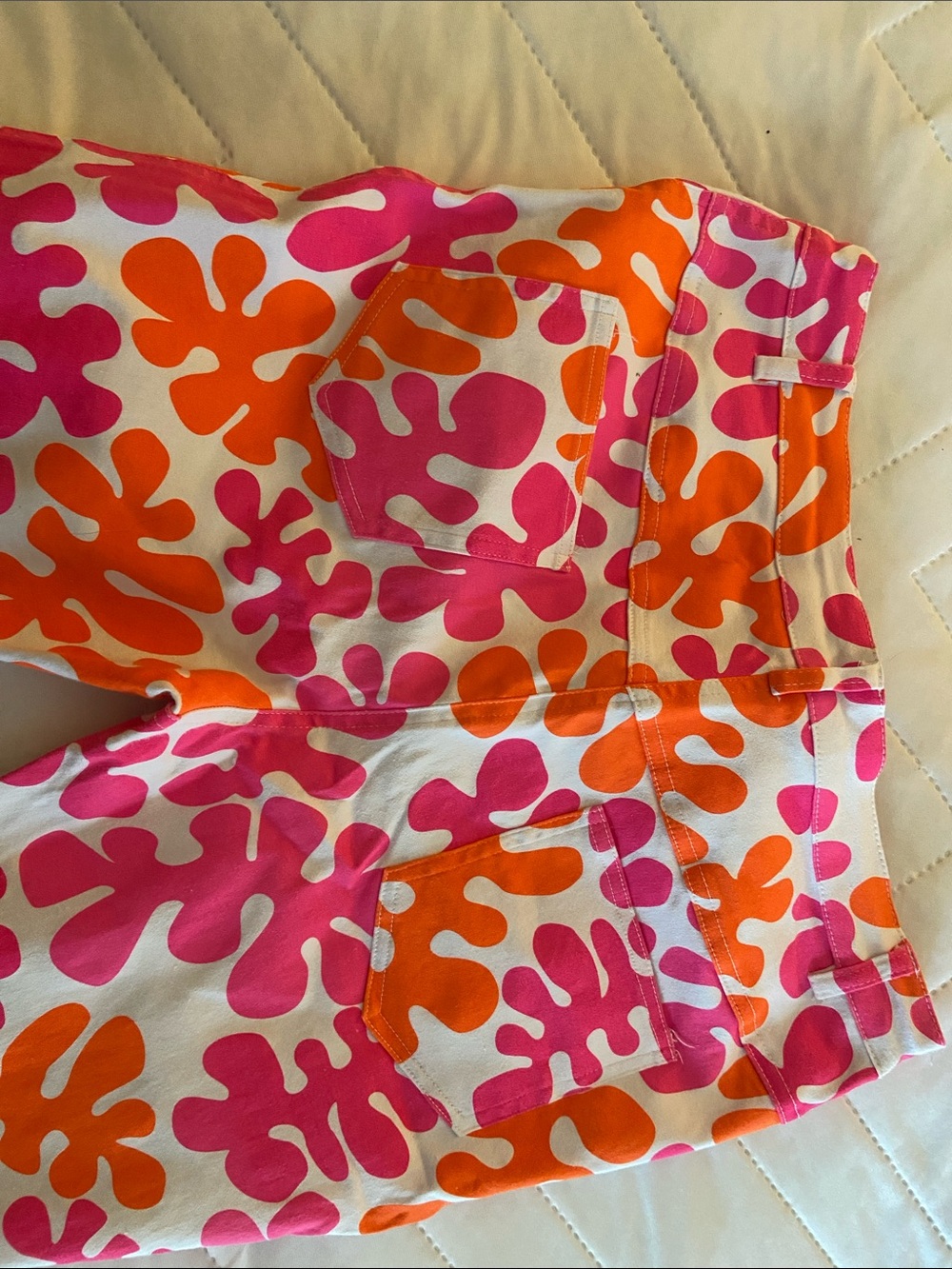 Gretchen Scott Designs Skinny Pants in Pink & Orange Abstract Print - Picture 3 of 5